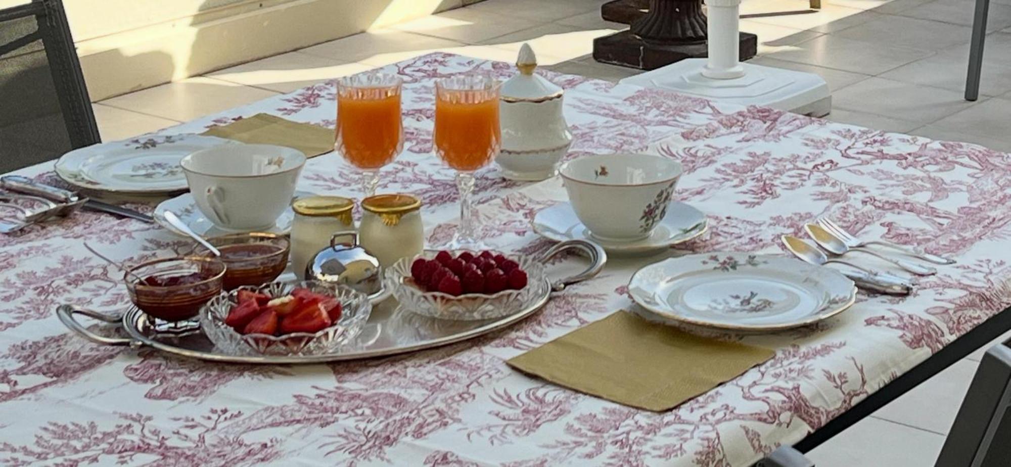 לינה וארוחת בוקר בוסוליי Grace & Breakfast מראה חיצוני תמונה